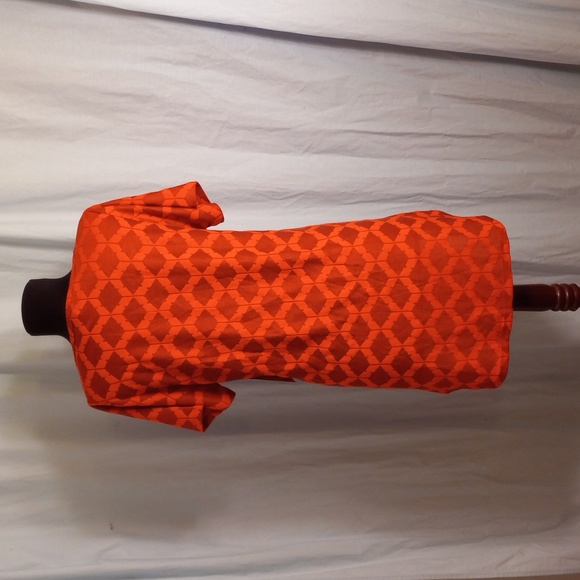 LuLaRoe M Classic T Tee Shirt NWT Orange - Picture 5 of 8